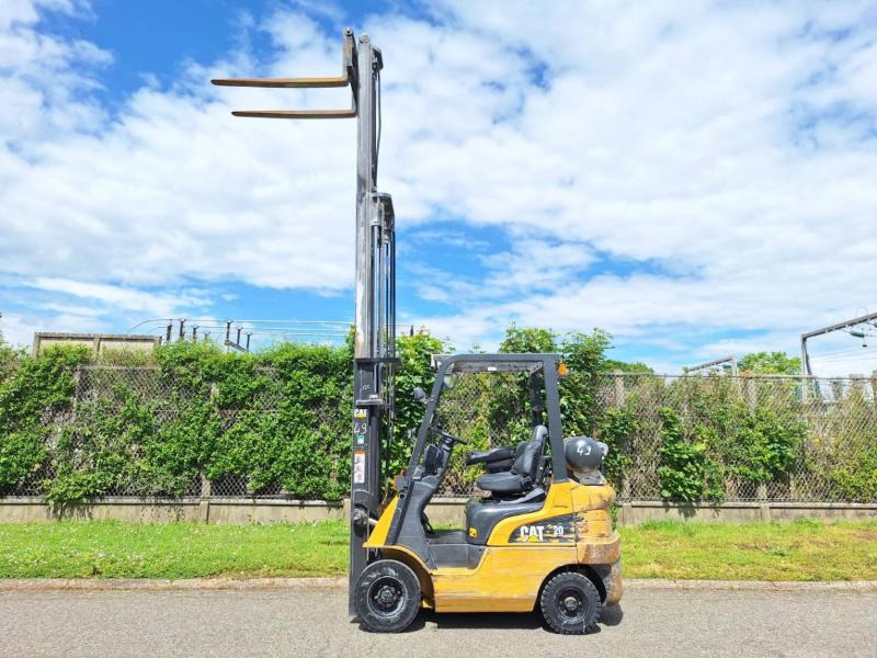 Caterpillar GP20CN - Carretilla elevadora de gas: foto 5 Caterpillar GP20CN - Carretilla elevadora de gas: foto 5