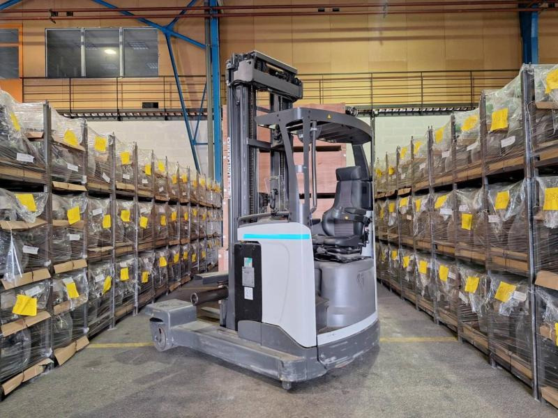 UniCarriers 250DTFVRE635UFW - Carretilla de 4 vías: foto 4 UniCarriers 250DTFVRE635UFW - Carretilla de 4 vías: foto 4