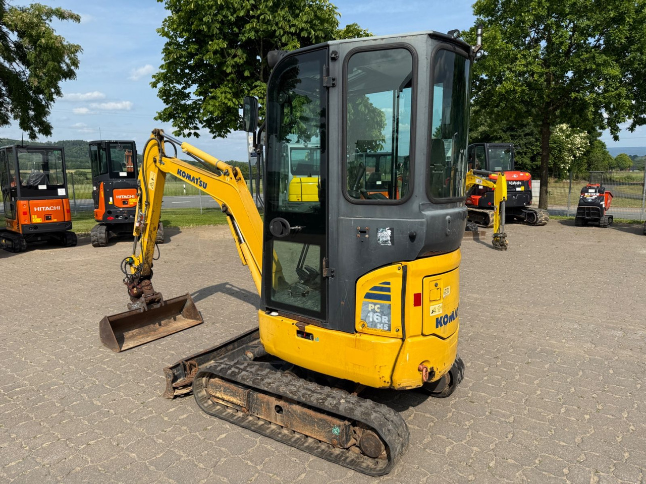 Komatsu PC 16R-3HS, Bj 17, 2210 BH, Tilt mit HS01, GL - Miniexcavadora: foto 2 Komatsu PC 16R-3HS, Bj 17, 2210 BH, Tilt mit HS01, GL - Miniexcavadora: foto 2