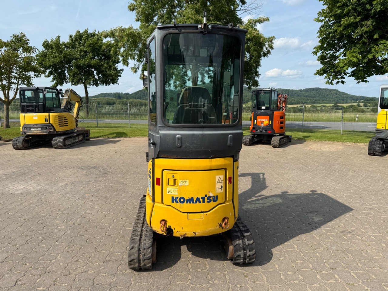 Komatsu PC 16R-3HS, Bj 17, 2210 BH, Tilt mit HS01, GL - Miniexcavadora: foto 5 Komatsu PC 16R-3HS, Bj 17, 2210 BH, Tilt mit HS01, GL - Miniexcavadora: foto 5