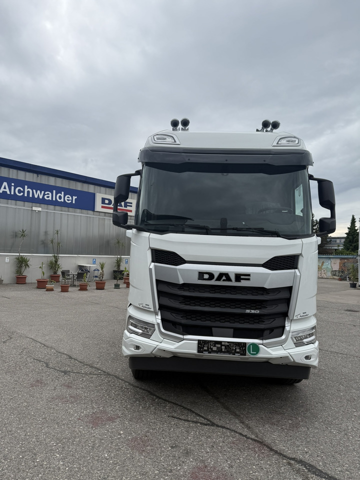 DAF XF FAT XF 530 - Camión forestal, Camión grúa: foto 2 DAF XF FAT XF 530 - Camión forestal, Camión grúa: foto 2