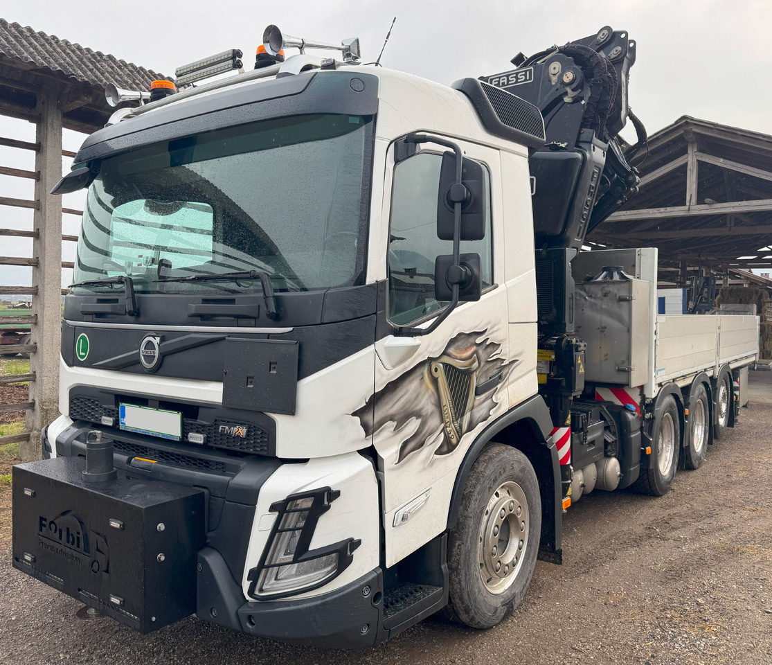 VOLVO Hiab Palfinger Fassi F710-6 JIB-4 - Camión grúa: foto 1 VOLVO Hiab Palfinger Fassi F710-6 JIB-4 - Camión grúa: foto 1