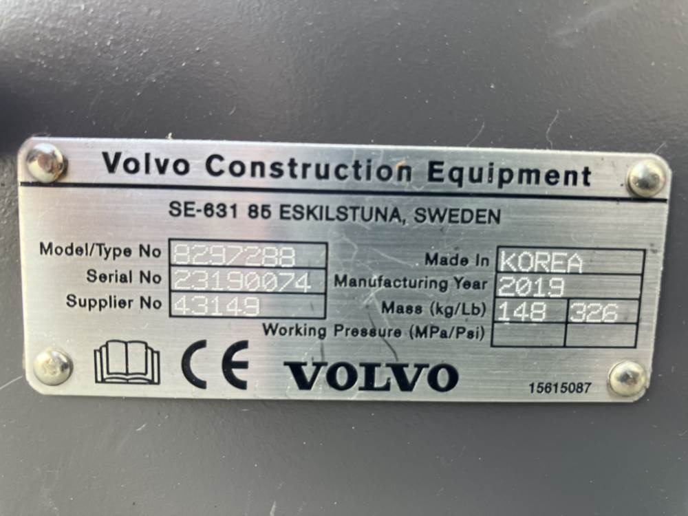 Volvo Anbauplatte S60 - Acoplamiento rápido: foto 3 Volvo Anbauplatte S60 - Acoplamiento rápido: foto 3