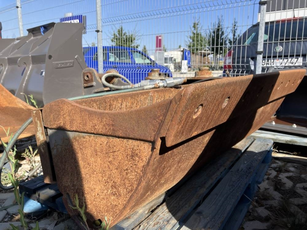 Volvo Böschungslöffel hydr. - Retroexcavadora: foto 2 Volvo Böschungslöffel hydr. - Retroexcavadora: foto 2