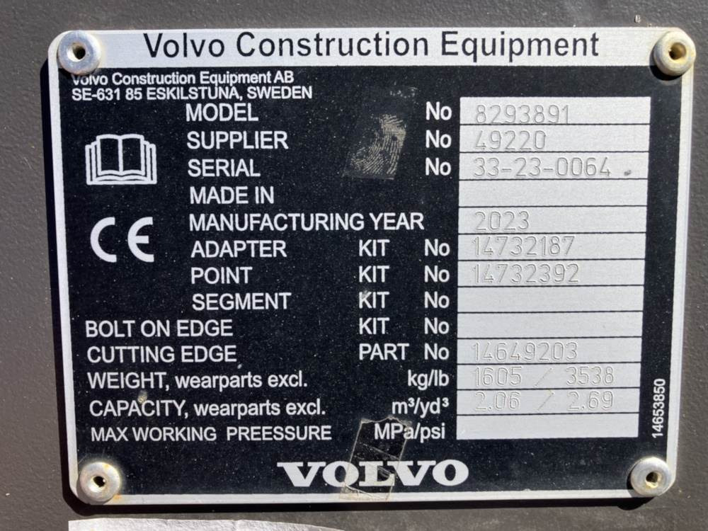 Volvo Tieflöffel mit Zähne S2 - Retroexcavadora: foto 4 Volvo Tieflöffel mit Zähne S2 - Retroexcavadora: foto 4