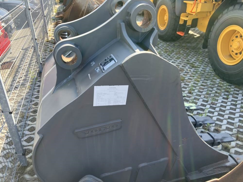Volvo Tieflöffel mit Zähnen - Festanbau - Retroexcavadora: foto 3 Volvo Tieflöffel mit Zähnen - Festanbau - Retroexcavadora: foto 3