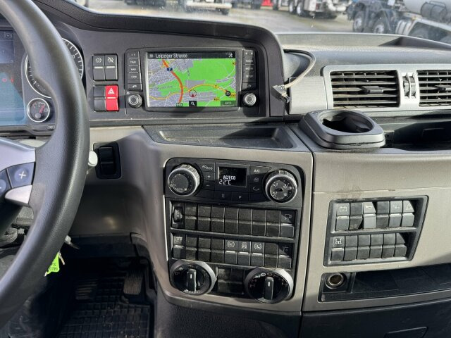 MAN TGS 18.510 4x4 SZM - Kipphyd. Blatt Luft - Cabeza tractora: foto 4 MAN TGS 18.510 4x4 SZM - Kipphyd. Blatt Luft - Cabeza tractora: foto 4