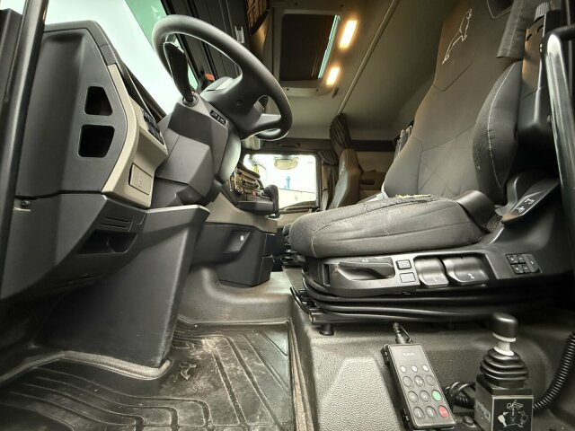 Leasing de MAN TGX 18.470 4x4H SZM - Kipphyd. Euro 6 *Kippaufl. MAN TGX 18.470 4x4H SZM - Kipphyd. Euro 6 *Kippaufl.: foto 14