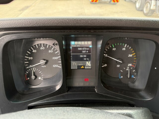 Mercedes-Benz Actros 1843 Sattelzugmaschine 4x2 Kipph. - Cabeza tractora: foto 2 Mercedes-Benz Actros 1843 Sattelzugmaschine 4x2 Kipph. - Cabeza tractora: foto 2