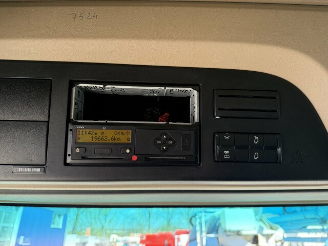 Mercedes-Benz Actros 1845 LS SZM 4x2 Kipphydraulik Retarder - Cabeza tractora: foto 4 Mercedes-Benz Actros 1845 LS SZM 4x2 Kipphydraulik Retarder - Cabeza tractora: foto 4