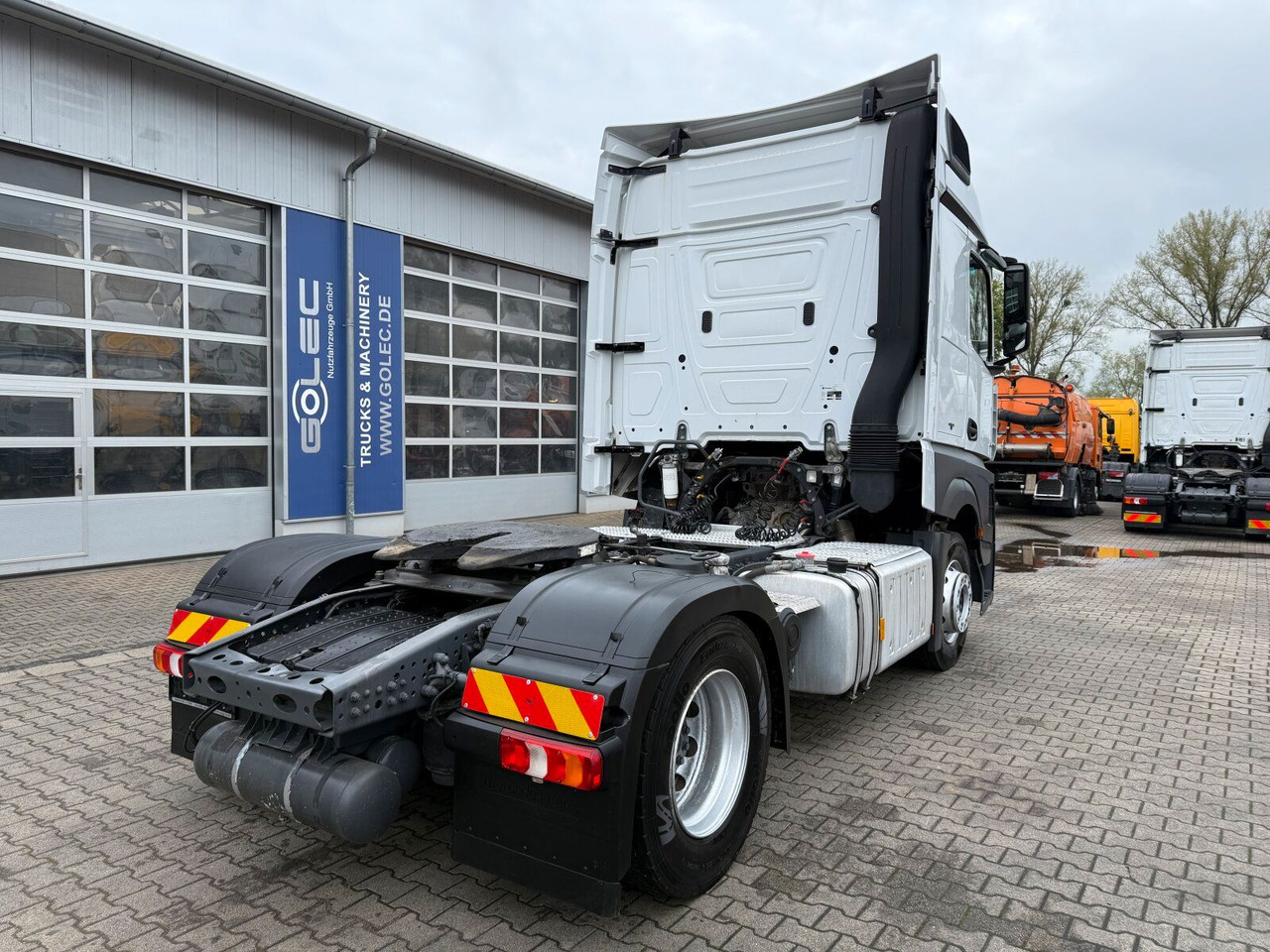 Mercedes-Benz Actros 1845 SZM 4x2 Retarder Kipphydraulik - Cabeza tractora: foto 3 Mercedes-Benz Actros 1845 SZM 4x2 Retarder Kipphydraulik - Cabeza tractora: foto 3