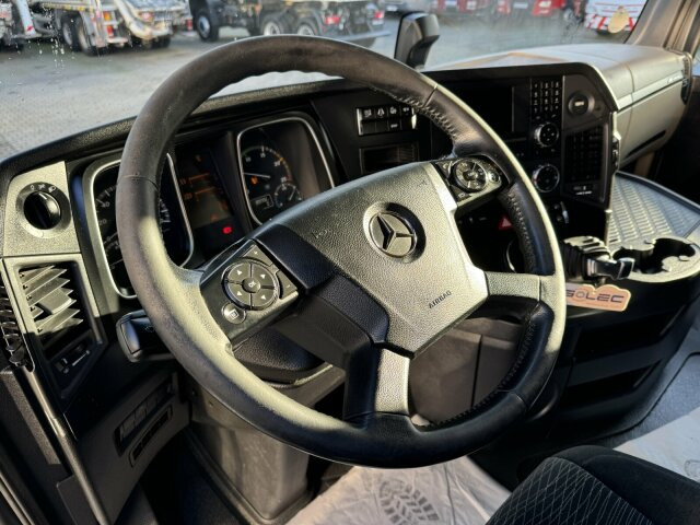 Mercedes-Benz Actros 1845 SZM 4x2 Streamspace *Retarder - Cabeza tractora: foto 3 Mercedes-Benz Actros 1845 SZM 4x2 Streamspace *Retarder - Cabeza tractora: foto 3