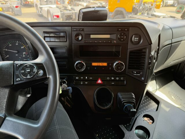 Mercedes-Benz Arocs 1843 4x2 SZM Euro 6 Kipphydraulik - Cabeza tractora: foto 3 Mercedes-Benz Arocs 1843 4x2 SZM Euro 6 Kipphydraulik - Cabeza tractora: foto 3