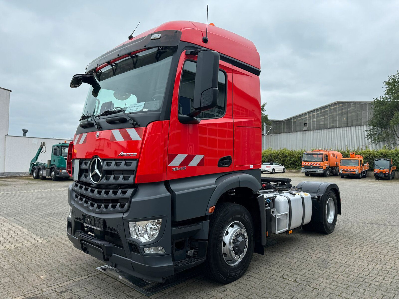 Mercedes-Benz Arocs 1845 LS 4x4 HAD *Kipphyd. Euro6 Blatt/Luft - Cabeza tractora: foto 2 Mercedes-Benz Arocs 1845 LS 4x4 HAD *Kipphyd. Euro6 Blatt/Luft - Cabeza tractora: foto 2