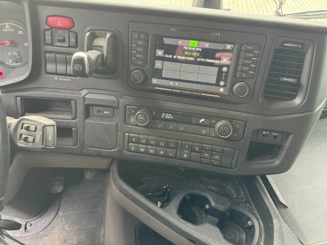 Scania R460 4x2 SZM Kipphydraulik Blatt/ Luft - Cabeza tractora: foto 4 Scania R460 4x2 SZM Kipphydraulik Blatt/ Luft - Cabeza tractora: foto 4