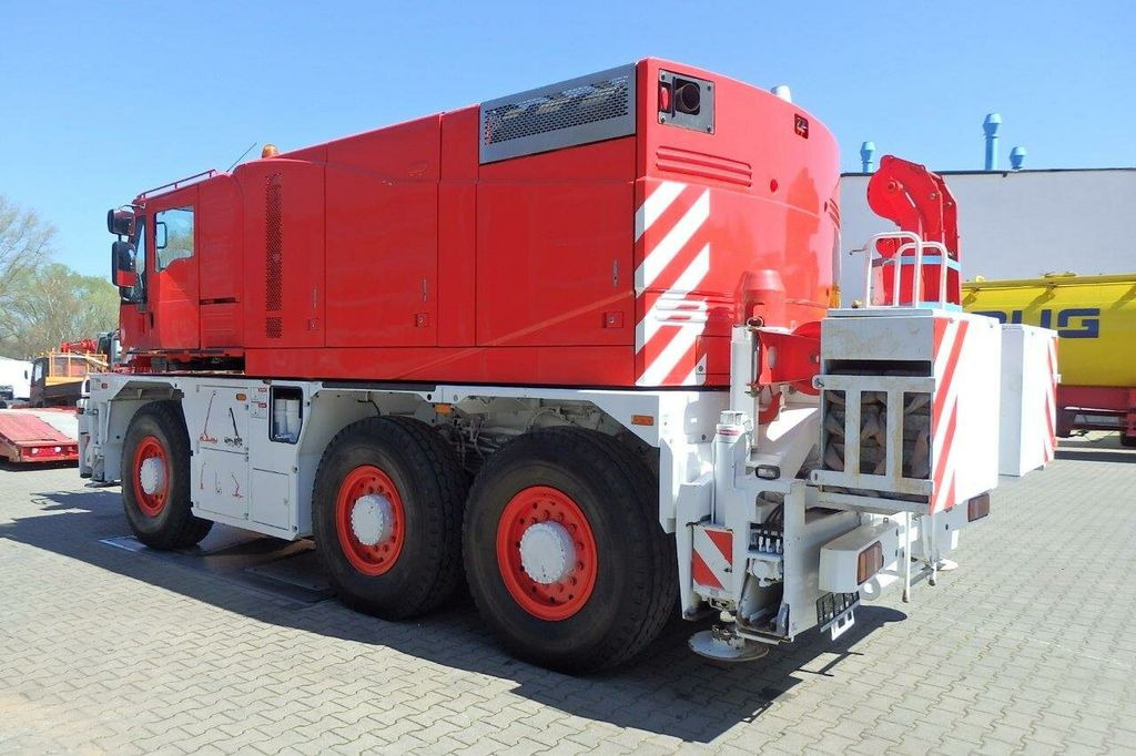 Grove GCK 3045 CITY KRAN 45 Ton - 5800 Std - Camión grúa: foto 4 Grove GCK 3045 CITY KRAN 45 Ton - 5800 Std - Camión grúa: foto 4