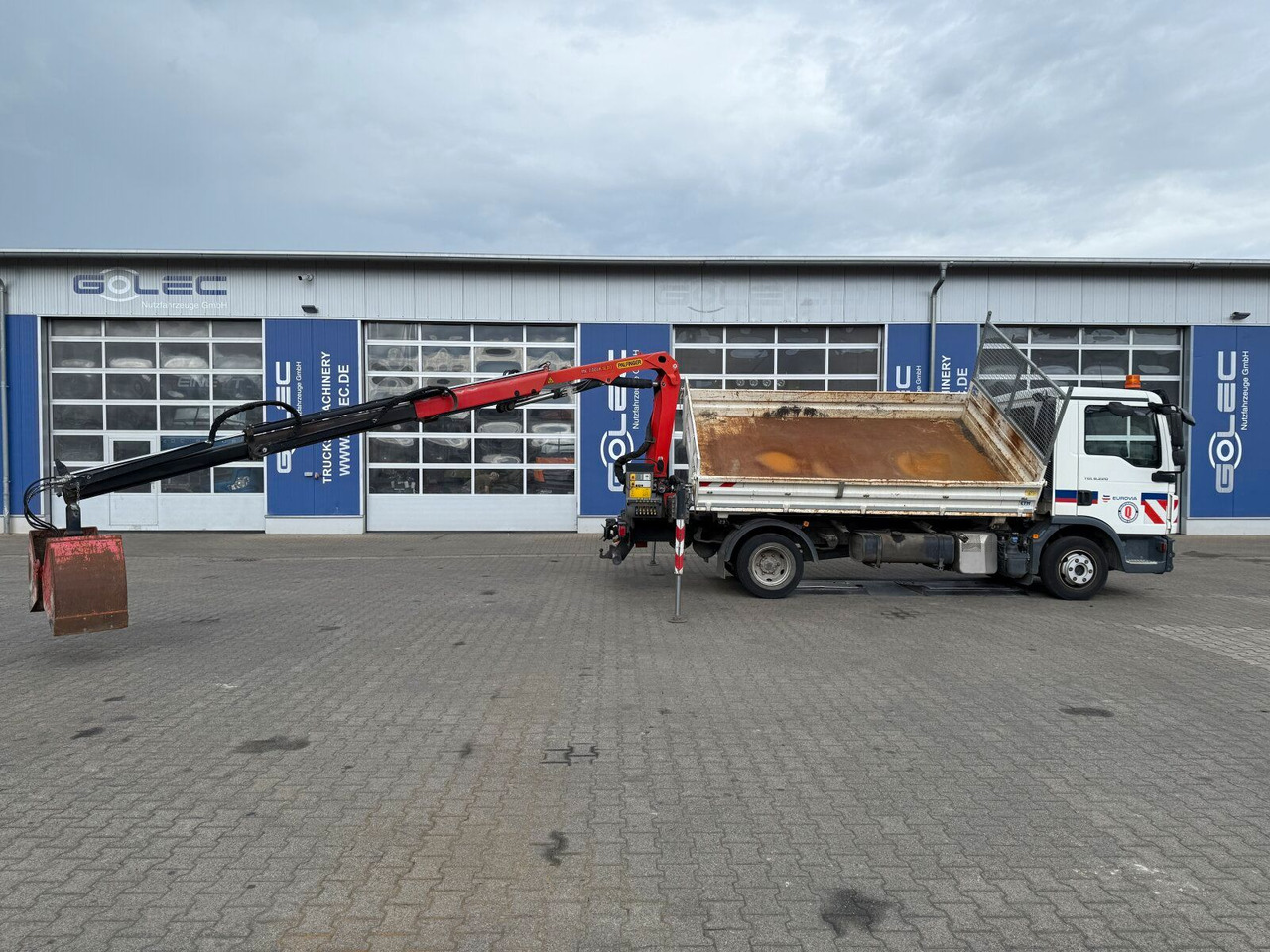 MAN TGL 8.220 4x2 Kipper Kran Palfinger 7.001-K A - Volquete furgoneta: foto 4 MAN TGL 8.220 4x2 Kipper Kran Palfinger 7.001-K A - Volquete furgoneta: foto 4