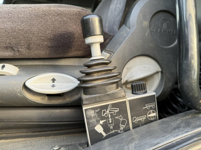 MAN TGS 26.400 6x6 MEILLER Kipper Schmitz EURO 5 - Camión volquete: foto 2 MAN TGS 26.400 6x6 MEILLER Kipper Schmitz EURO 5 - Camión volquete: foto 2