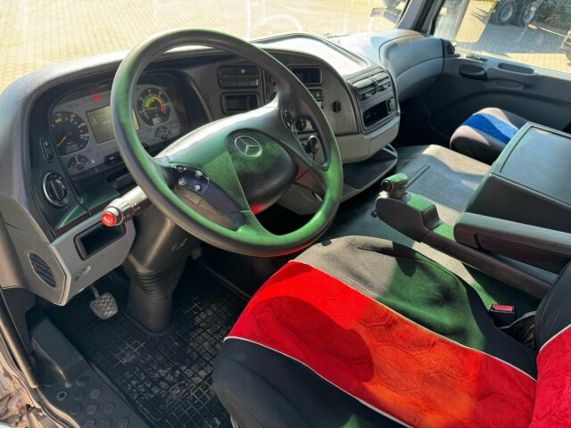 Mercedes-Benz ACTROS 4144 8x8 EURO4 DSK Meiller - Camión volquete: foto 4 Mercedes-Benz ACTROS 4144 8x8 EURO4 DSK Meiller - Camión volquete: foto 4