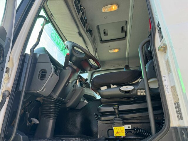 Mercedes-Benz ACTROS 4144 8x8 EURO4 DSK Meiller - Camión volquete: foto 3 Mercedes-Benz ACTROS 4144 8x8 EURO4 DSK Meiller - Camión volquete: foto 3