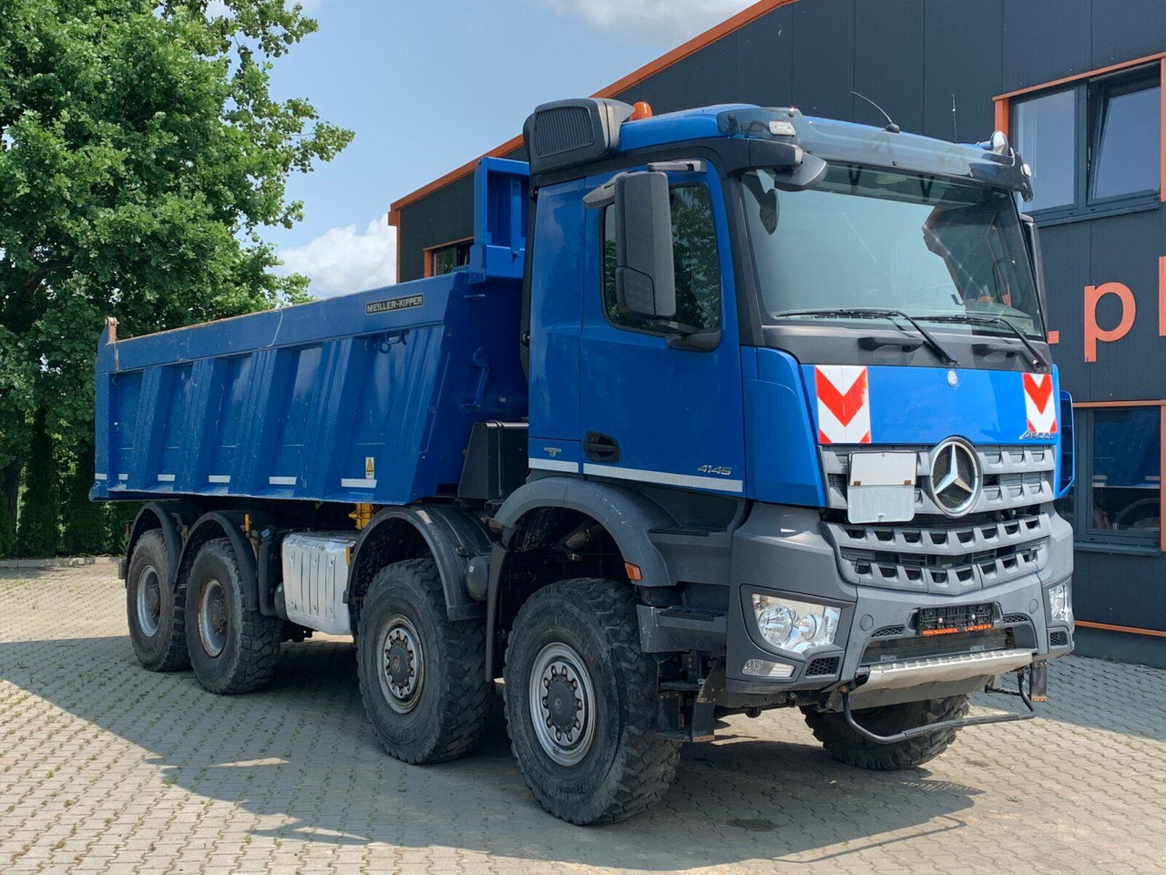 Mercedes-Benz AROCS 4145 8x8 EURO6 Muldenkipper TOP! - Camión volquete: foto 1 Mercedes-Benz AROCS 4145 8x8 EURO6 Muldenkipper TOP! - Camión volquete: foto 1