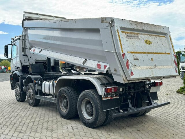 Mercedes-Benz AROCS 4145 8x8 Meiller Muldenkipper - Camión volquete: foto 4 Mercedes-Benz AROCS 4145 8x8 Meiller Muldenkipper - Camión volquete: foto 4
