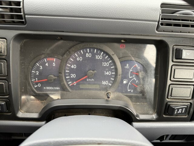 Mitsubishi Canter FUSO Kehrmaschine BROCK SL140 4 m³ - Barredora vial: foto 2 Mitsubishi Canter FUSO Kehrmaschine BROCK SL140 4 m³ - Barredora vial: foto 2