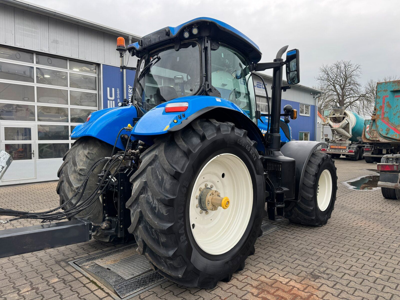 New Holland T7.230 AC 4x4 Autocommand Traktor 216 PS *Kipper - Tractor: foto 4 New Holland T7.230 AC 4x4 Autocommand Traktor 216 PS *Kipper - Tractor: foto 4
