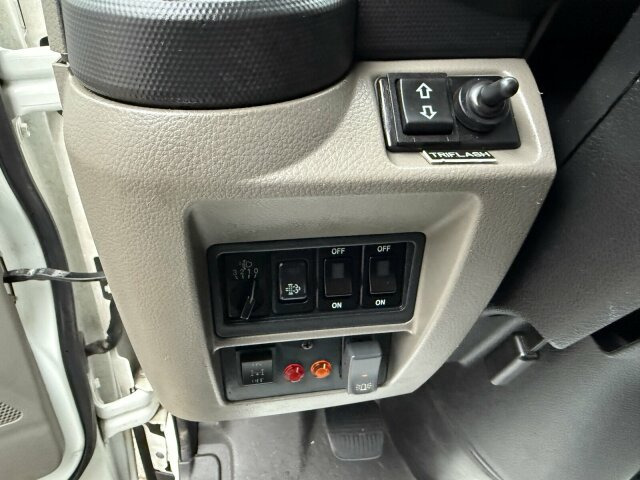 Nissan Cabstar 4x2 Ruthmann Steiger TB 270 - Camión con plataforma elevadora: foto 4 Nissan Cabstar 4x2 Ruthmann Steiger TB 270 - Camión con plataforma elevadora: foto 4