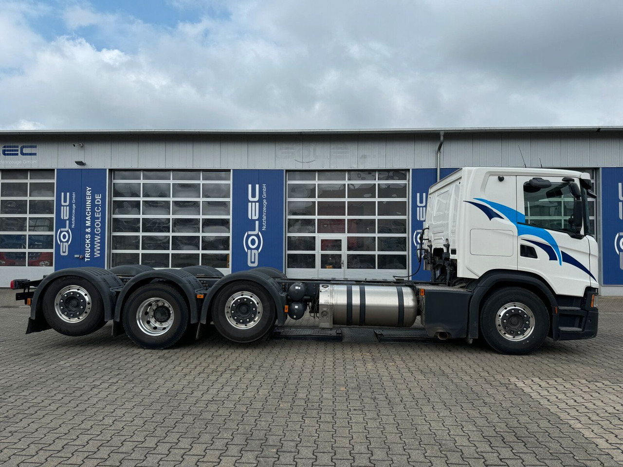 Scania G 410 B8x2*6 NB LNG Fahrgestell Nebenantrieb - Camión cisterna, Camión grúa: foto 4 Scania G 410 B8x2*6 NB LNG Fahrgestell Nebenantrieb - Camión cisterna, Camión grúa: foto 4