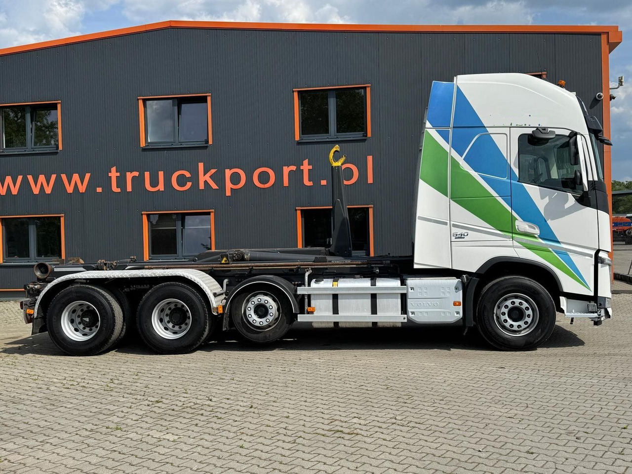Volvo FH 540 8x4 Abrollkipper MEILLER RK 26.67 - Camión multibasculante: foto 4 Volvo FH 540 8x4 Abrollkipper MEILLER RK 26.67 - Camión multibasculante: foto 4