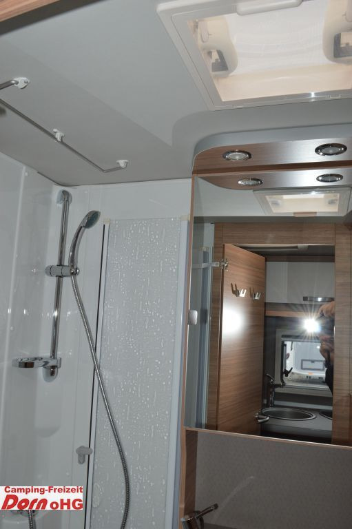Autocaravana perfilada Weinsberg CaraCompact 640 MEG EDITION [PEPPER] 170PS-Autom: foto 13