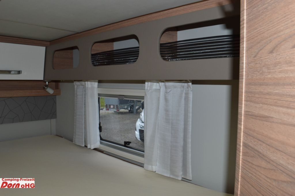 Autocaravana perfilada Weinsberg CaraCompact 640 MEG EDITION [PEPPER] 170PS-Autom: foto 17