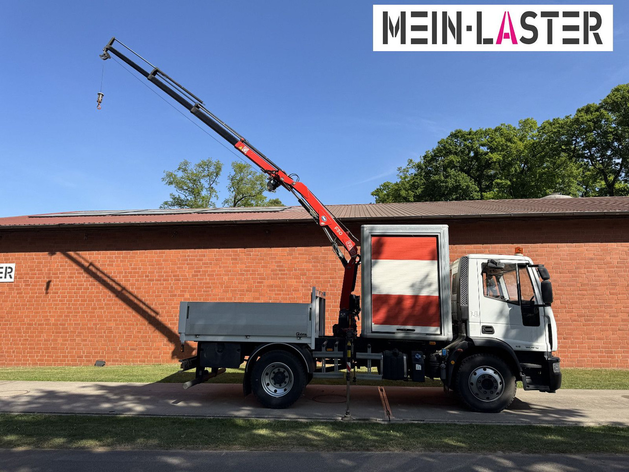 Iveco 120E18 Fassi F50 11m-480 Kg Seilwinde Fahrschule - Camión grúa: foto 2 Iveco 120E18 Fassi F50 11m-480 Kg Seilwinde Fahrschule - Camión grúa: foto 2