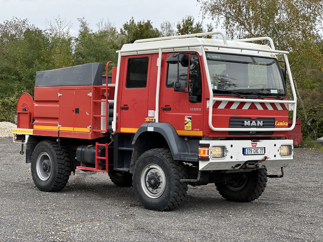 MAN LE 220B. 4x4 - Camión de bomberos: foto 1 MAN LE 220B. 4x4 - Camión de bomberos: foto 1