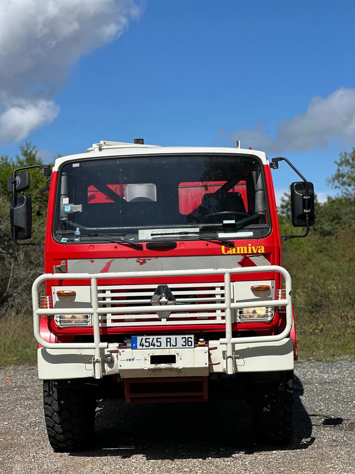 RENAULT M180 - Camión de bomberos: foto 1 RENAULT M180 - Camión de bomberos: foto 1