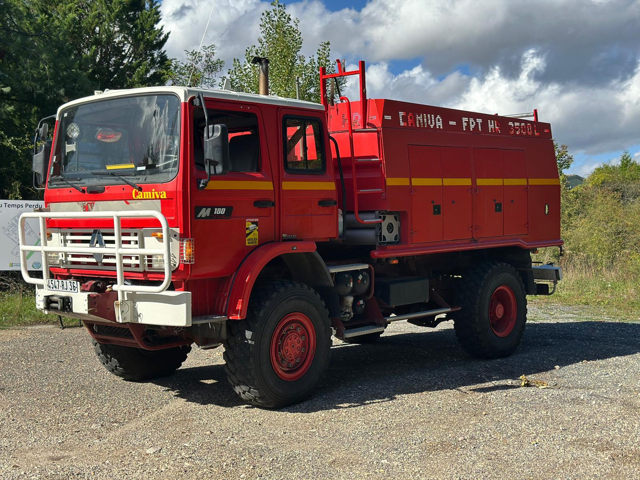 RENAULT M180 - Camión de bomberos: foto 3 RENAULT M180 - Camión de bomberos: foto 3