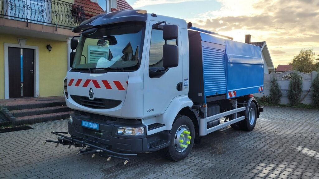 Renault Midlum WATER STREET CLEANER 8000l. laveuse - Vehículo municipal: foto 2 Renault Midlum WATER STREET CLEANER 8000l. laveuse - Vehículo municipal: foto 2