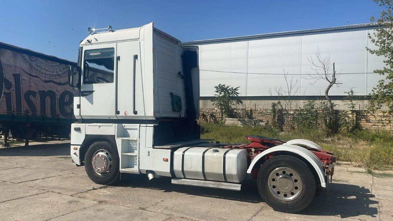 RENAULT Magnum 420 - Cabeza tractora: foto 3 RENAULT Magnum 420 - Cabeza tractora: foto 3