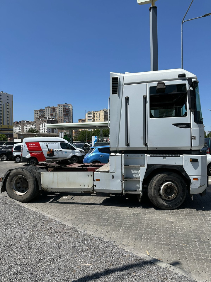 RENAULT Magnum 430 - Cabeza tractora: foto 2 RENAULT Magnum 430 - Cabeza tractora: foto 2