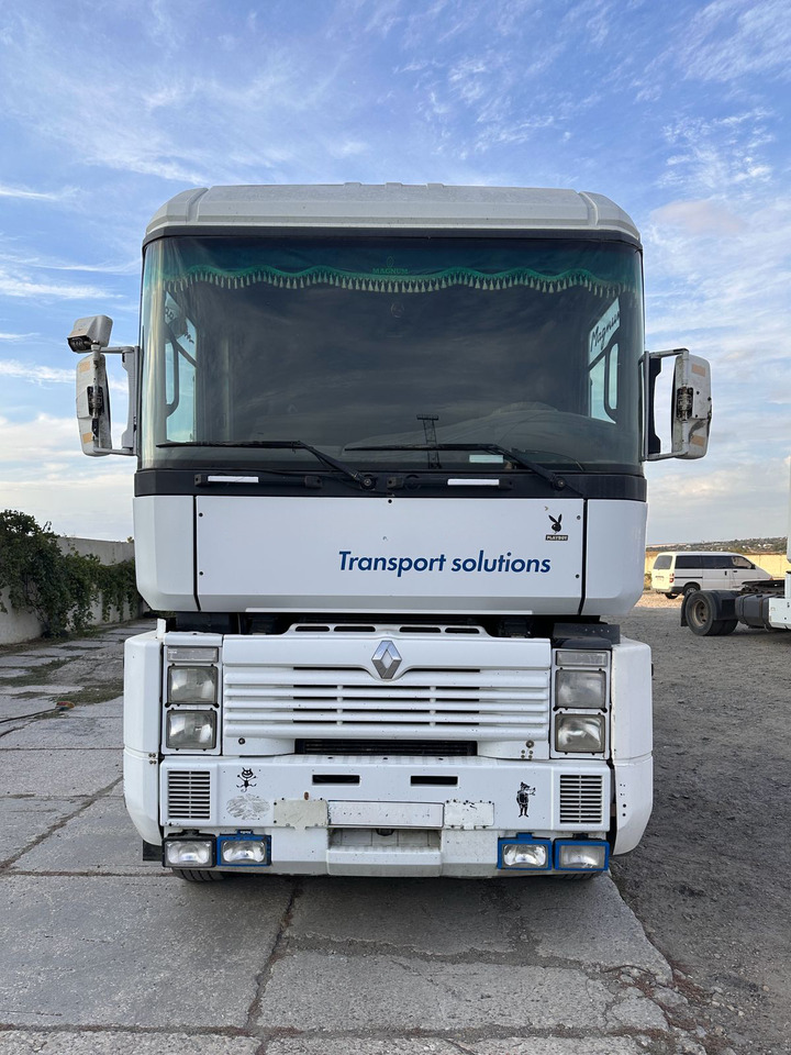 RENAULT Magnum 440 | ID1647S - Cabeza tractora: foto 2 RENAULT Magnum 440 | ID1647S - Cabeza tractora: foto 2