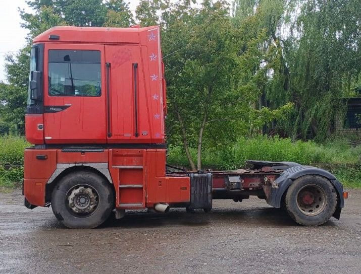 RENAULT Magnum 470 - Cabeza tractora: foto 3 RENAULT Magnum 470 - Cabeza tractora: foto 3