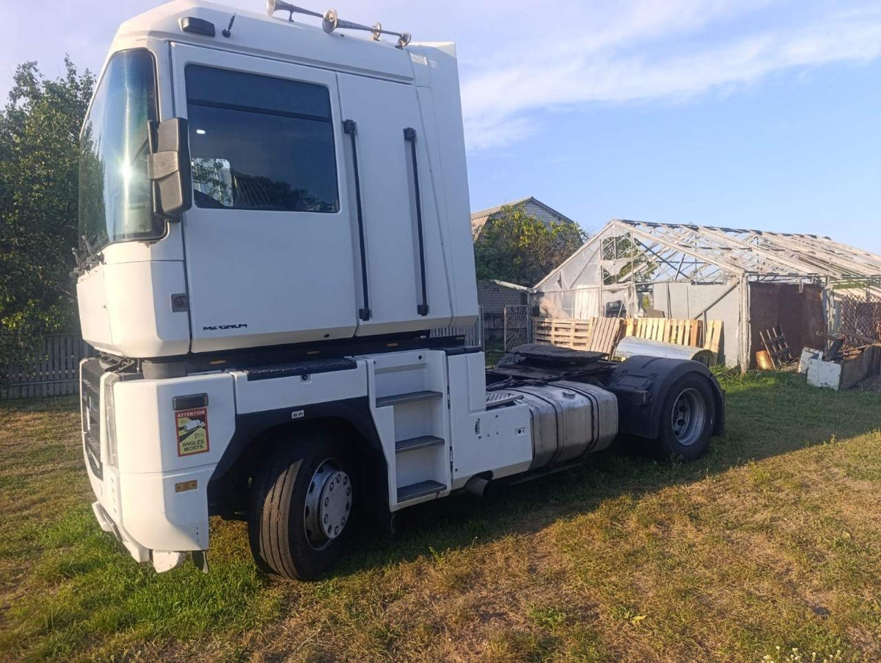 RENAULT Magnum 480 - Cabeza tractora: foto 2 RENAULT Magnum 480 - Cabeza tractora: foto 2