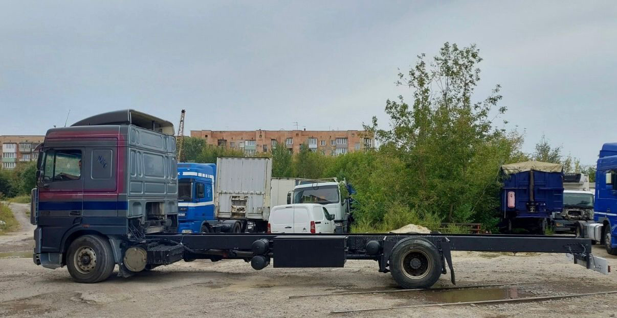 DAF 95XF380 - Camión chasis: foto 3 DAF 95XF380 - Camión chasis: foto 3