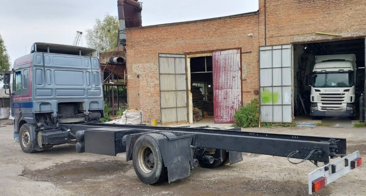 DAF 95XF380 - Camión chasis: foto 4 DAF 95XF380 - Camión chasis: foto 4