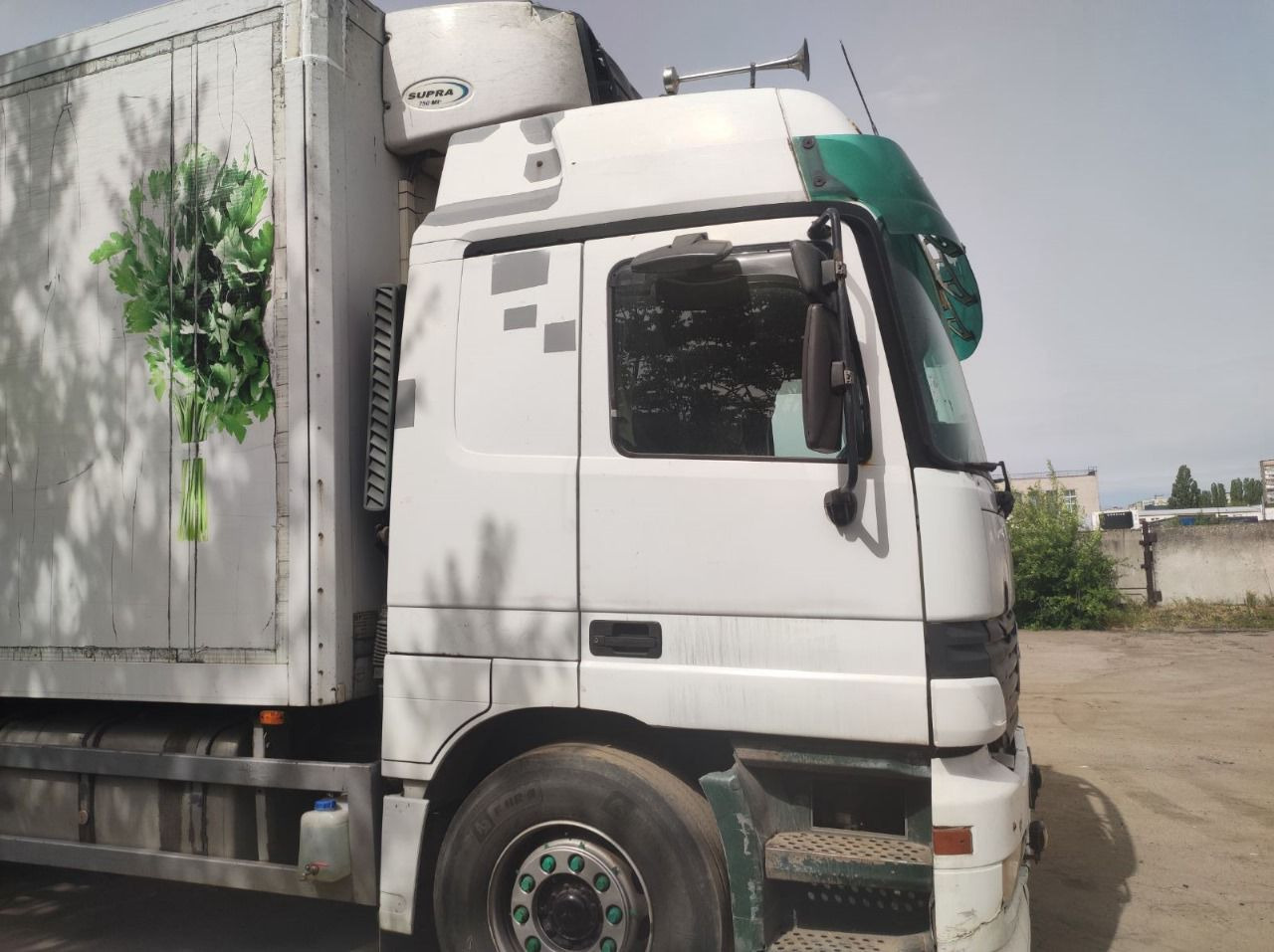 MERCEDES-BENZ Actros 2543 - Camión frigorífico: foto 5 MERCEDES-BENZ Actros 2543 - Camión frigorífico: foto 5