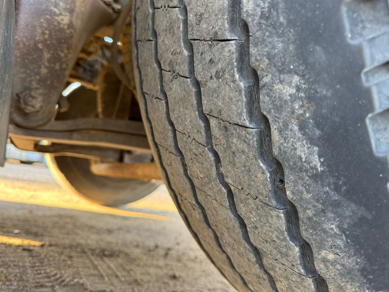 Camión cisterna para transporte de leche SCANIA R480: foto 14 Camión cisterna para transporte de leche SCANIA R480: foto 14