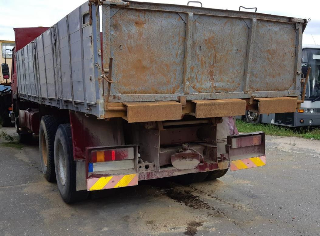 VOLVO FL10 - Camión volquete: foto 4 VOLVO FL10 - Camión volquete: foto 4