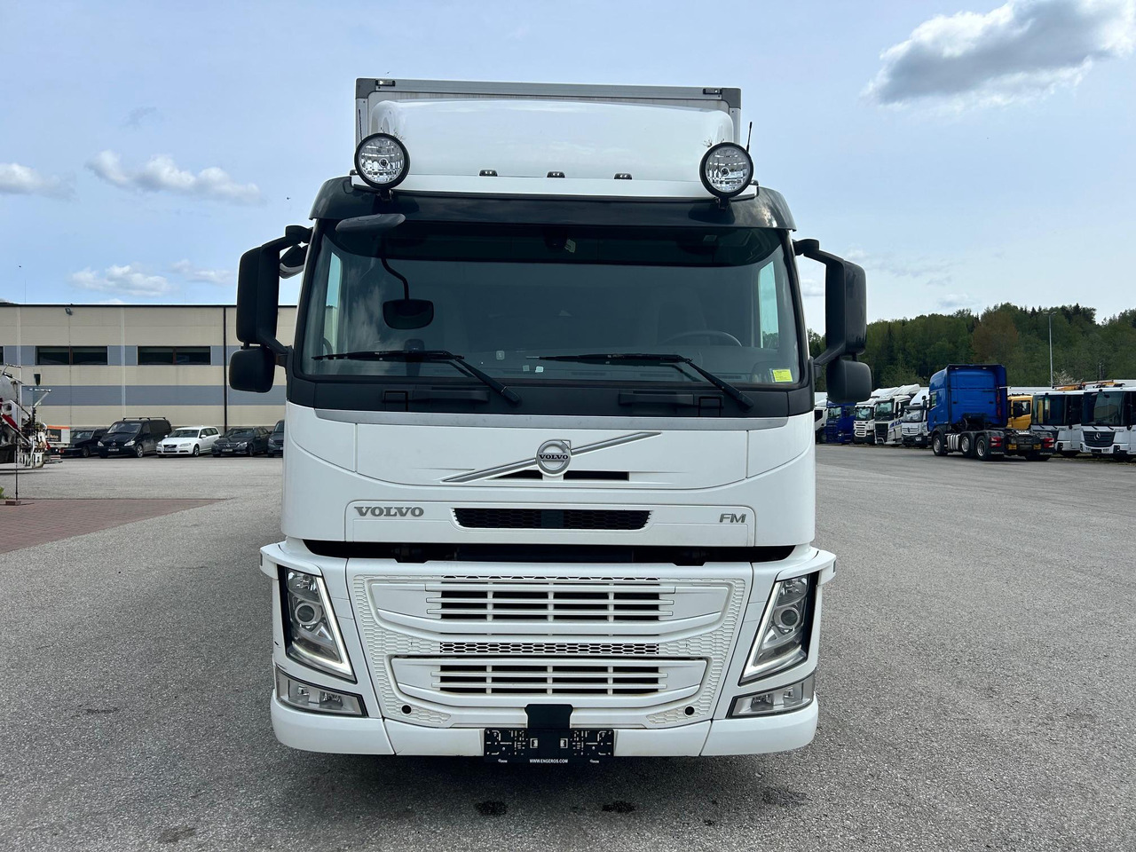 VOLVO FM330 - Camión frigorífico: foto 3 VOLVO FM330 - Camión frigorífico: foto 3