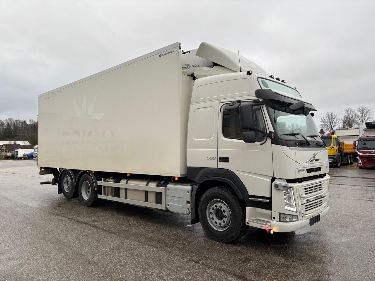 VOLVO FM500 - Camión frigorífico: foto 1 VOLVO FM500 - Camión frigorífico: foto 1